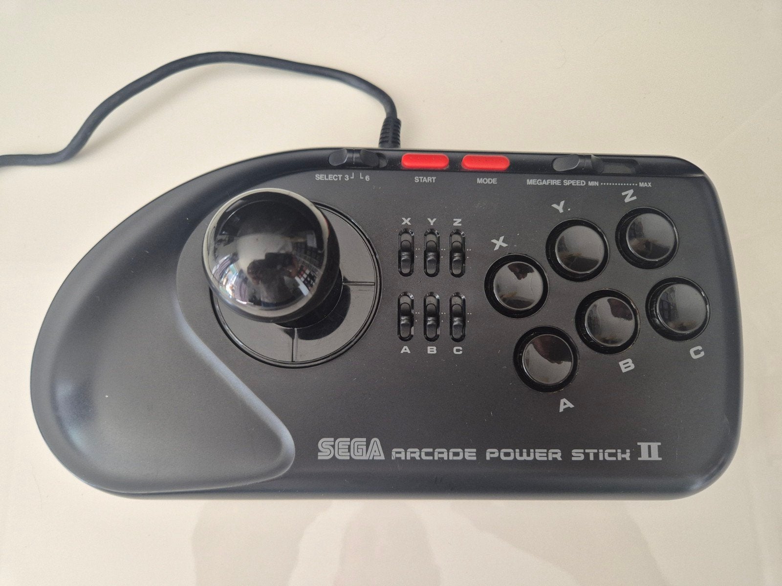 Sega Mega Drive Arcade Power Stick II 6-knops joystick, Spelcomputers en Games, Spelcomputers | Sega, Ophalen of Verzenden, Gebruikt