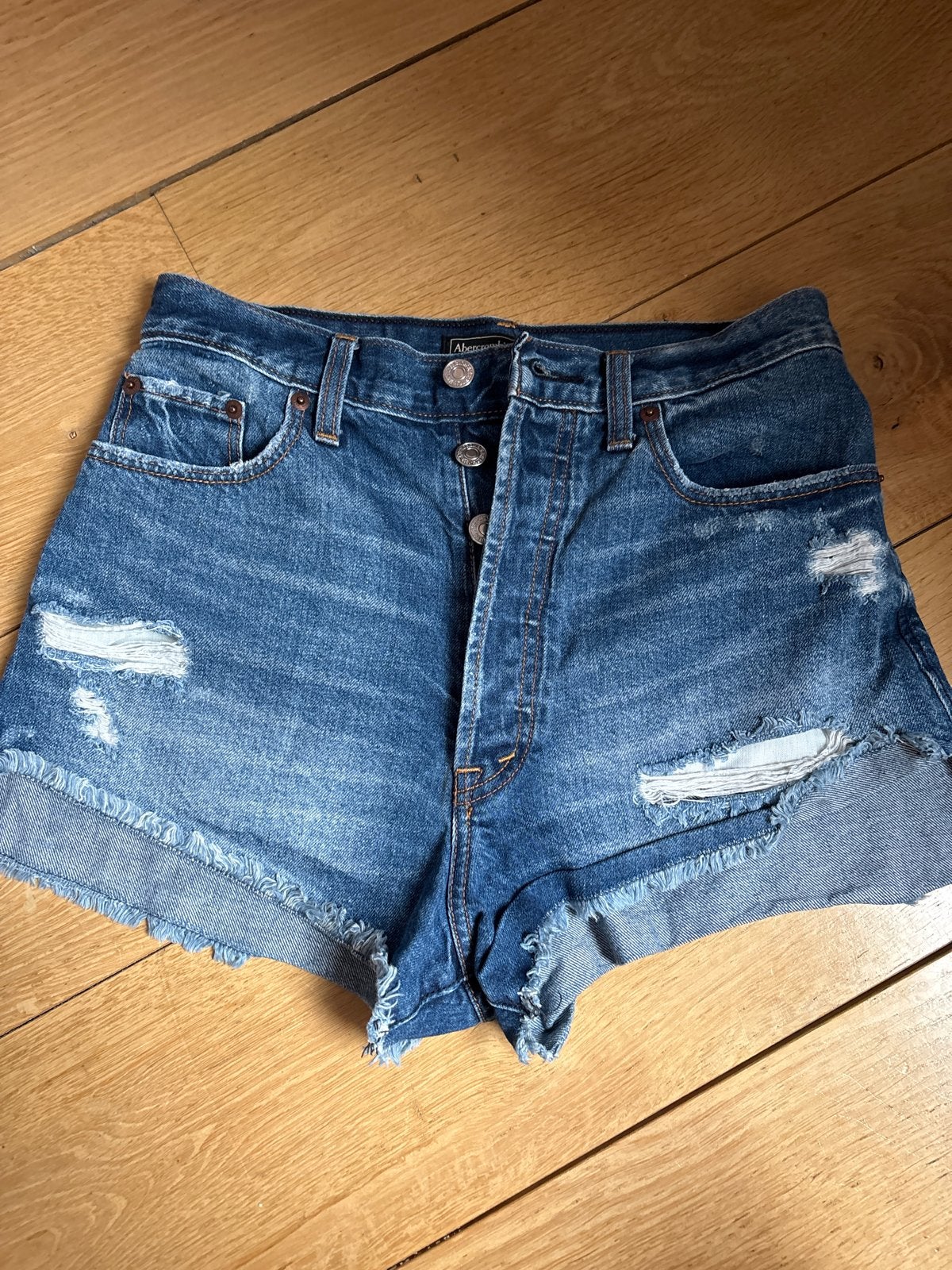 Abercrombie & Fitch spijkerbroekje maat 34 (XS) w25, Kort, Blauw, Ophalen of Verzenden, Maat 34 (XS) of kleiner