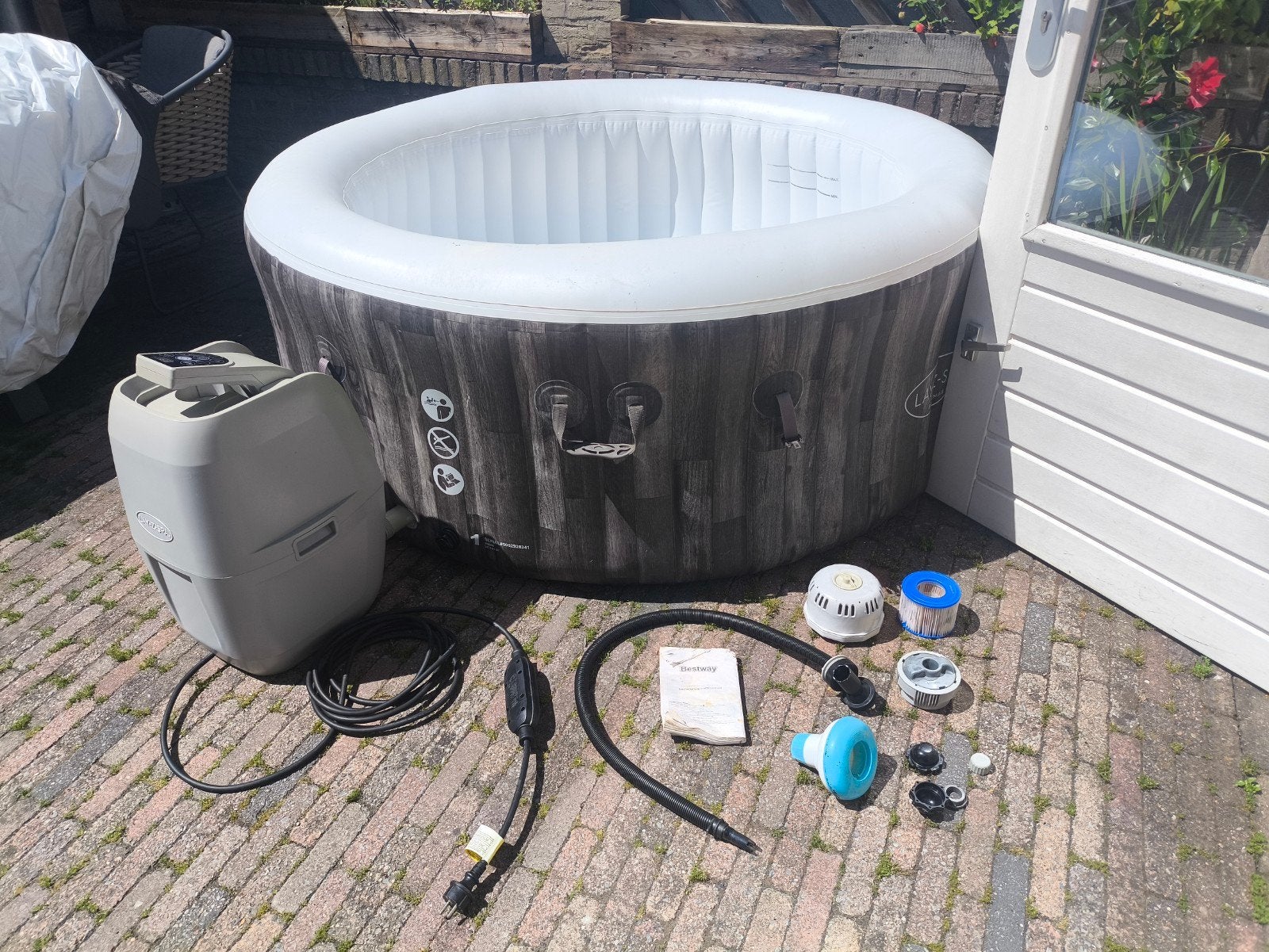 Lay z Spa Bahamas 4 persoons Jacuzzi toebeho( Pompfout 6CF), Ophalen of Verzenden, Gebruikt, Pomp