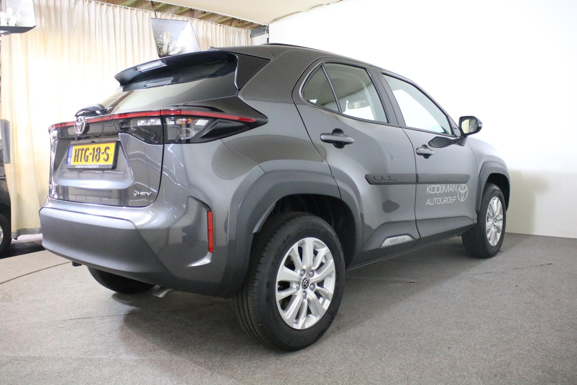 Toyota Yaris Cross 1.5 Hybrid 115 Active / NL Auto / Stootli, Dealer onderhouden, Stof, 1165 kg, 116 pk