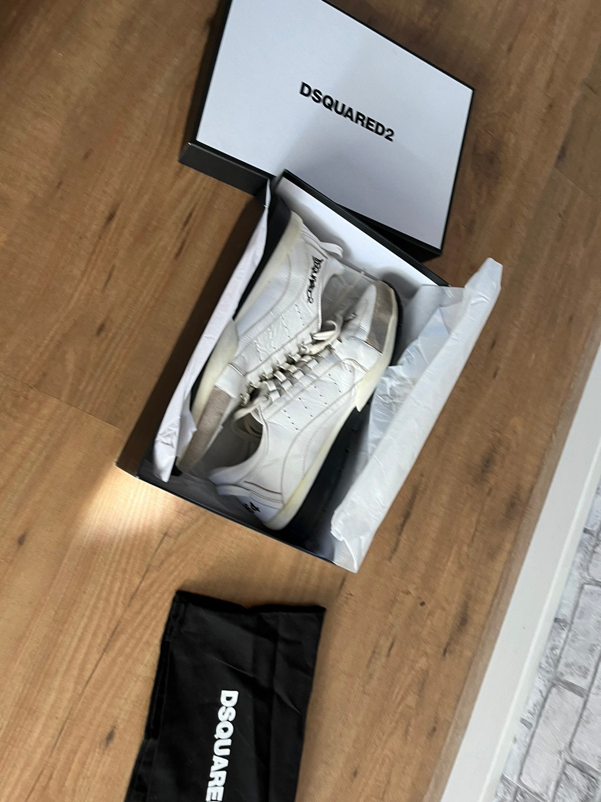 Dsquared 2 Sneakers - Nw.pr. 300.- euro - 100% Origineel, Dsquared2, Wit, Ophalen of Verzenden, Sneakers of Gympen