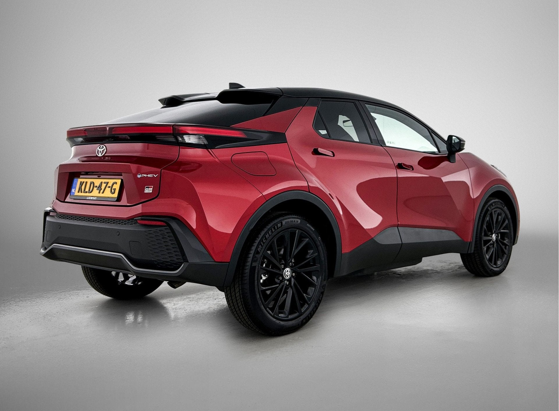 Toyota C-HR 2.0 Plug-in Hybrid 220 GR SPORT PLUS limited | J, Auto's, 12 maanden, 4 cilinders, Plug-in hybride, Bedrijf