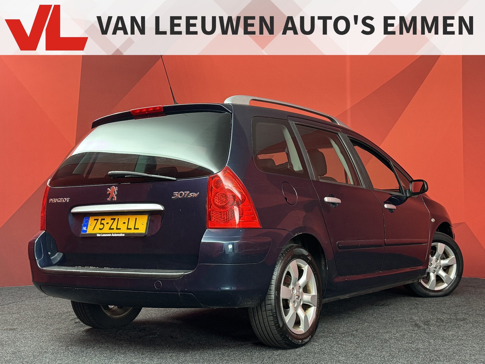 Peugeot 307 SW 2.0-16V Premium | APK 07-11-2027 | Inruilkoop, Gebruikt, Zwart, 4 cilinders, Blauw