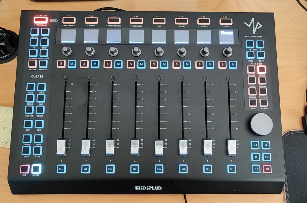 Midiplus UP, voor Protools, Logic, Cubase, Ableton, Muziek en Instrumenten, Midi-apparatuur, Zo goed als nieuw, Ophalen of Verzenden