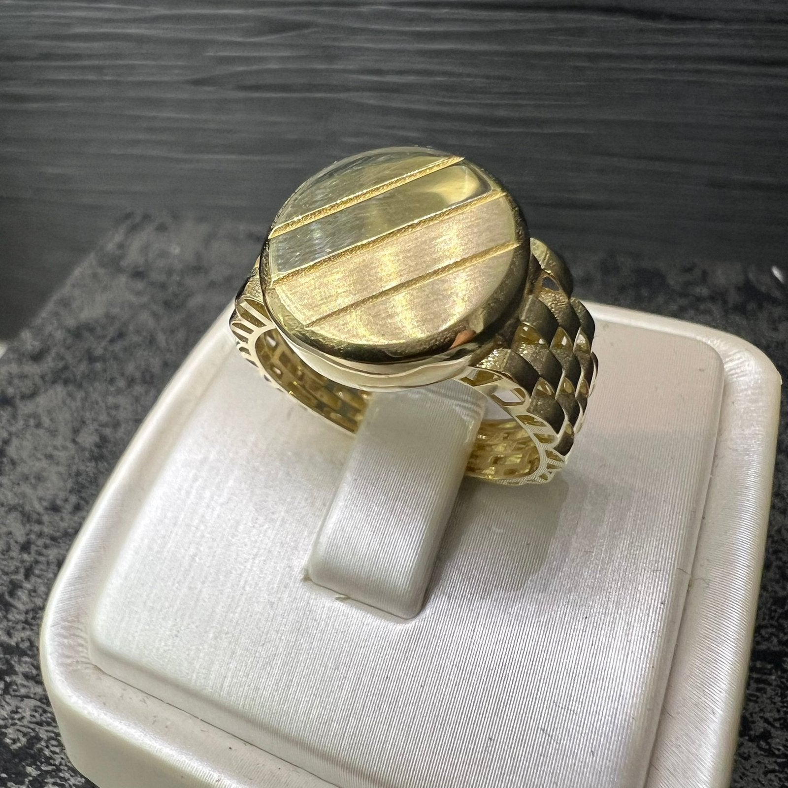 14k gouden ring zegelring nieuw prachtig model, Ophalen of Verzenden, Nieuw, Goud, Heer