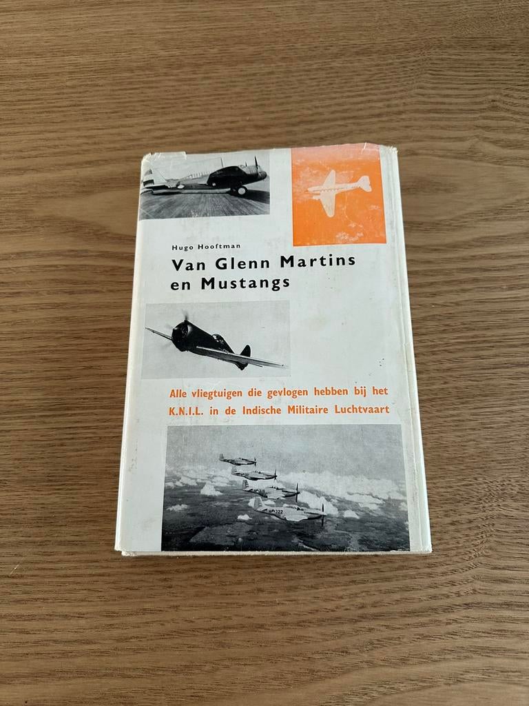 Van Glenn Martins en Mustangs.Hugo Hoofdman, Ophalen of Verzenden, Gelezen