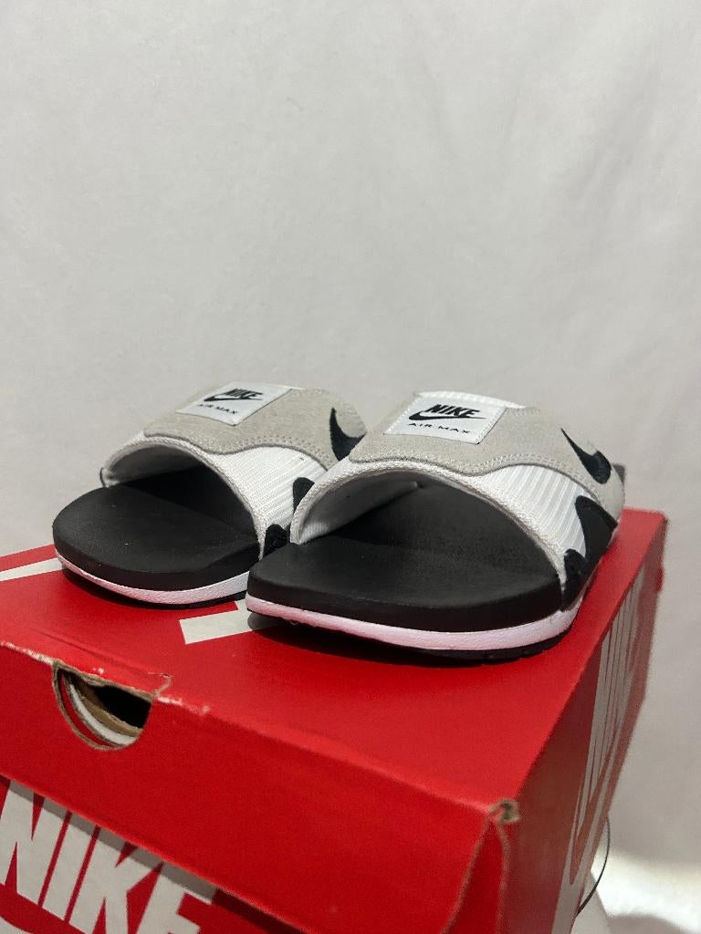 NIEUW! Maat 42,5 - Nike Air Max 1 Slide Slipper White Black, Kleding | Heren, Schoenen, Slippers, Verzenden, Zwart, Nike