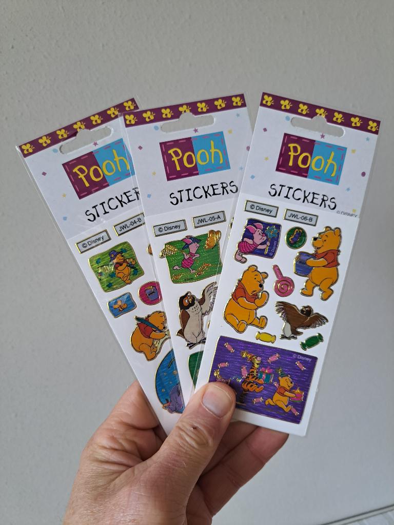 Set van 3 stuks Winnie de Poeh stickers, Disney B6.5xH18cm, Verzamelen, Disney, Ophalen of Verzenden, Winnie de Poeh of vrienden