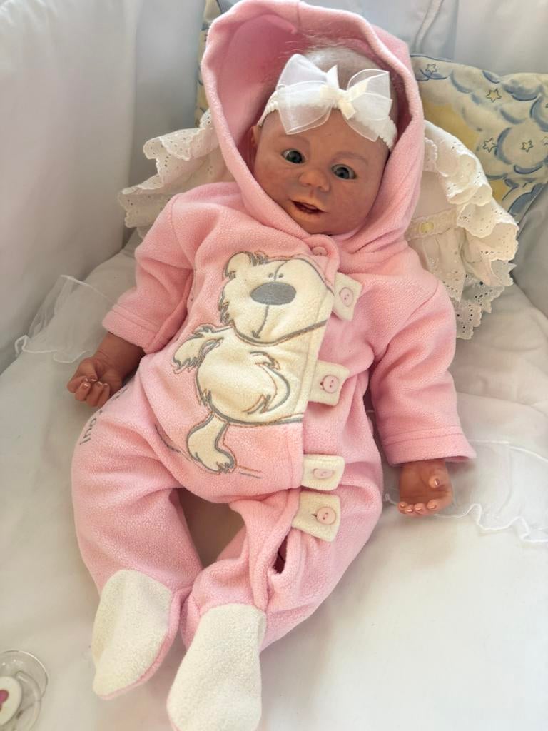 reborn baby, Verzamelen, Ophalen of Verzenden, Zo goed als nieuw, Levensecht of Reborn