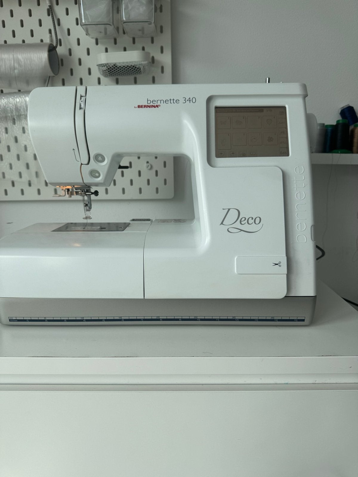 Bernette 340 Deco Borduurmachine, Ophalen of Verzenden, Zo goed als nieuw, Naaimachine, Bernina