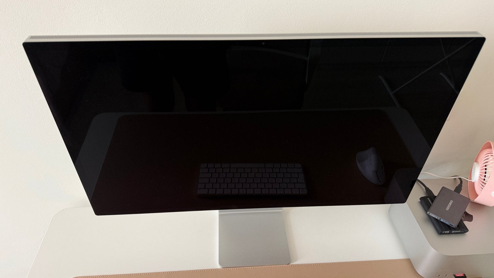 Apple Studio Display - Zo goed als nieuw, Computers en Software, Monitoren, Zo goed als nieuw, 61 t/m 100 Hz, Thunderbolt, Ingebouwde speakers