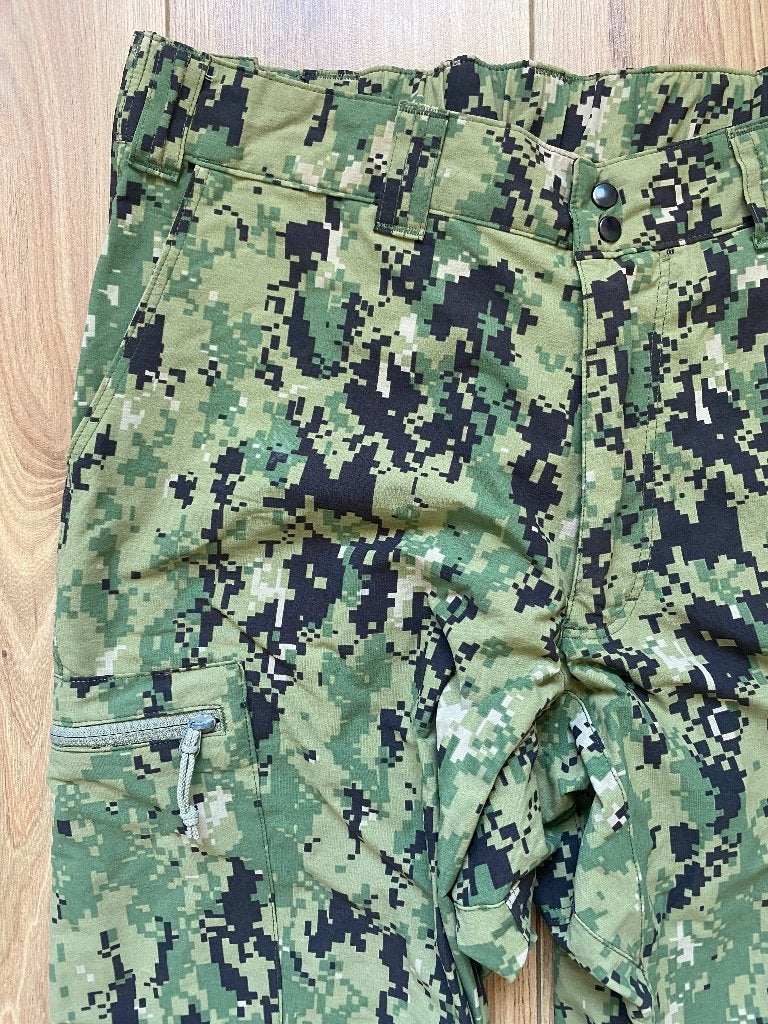 Patagonia Level 5 Pants AOR2, Ophalen of Verzenden, Landmacht, Nederland, Kleding of Schoenen
