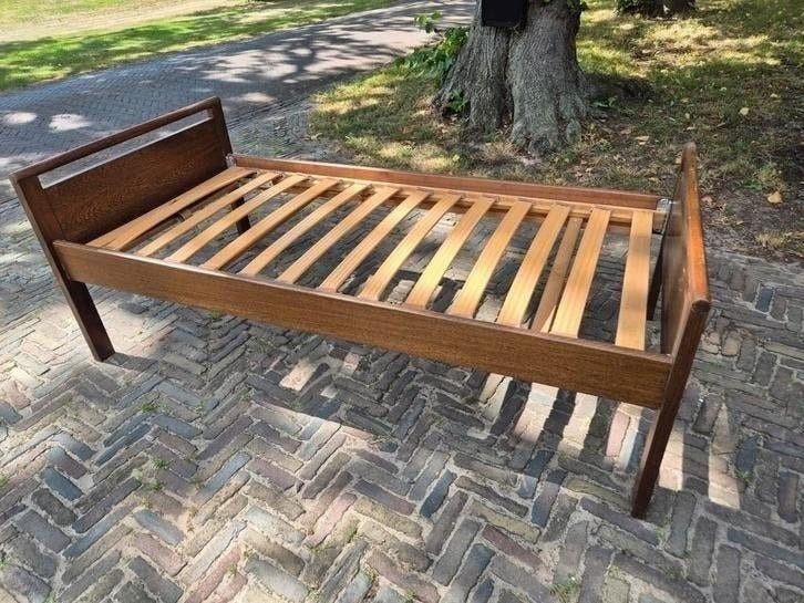 donker houten bed 90x190, Ophalen, Gebruikt, 90 cm, Eenpersoons