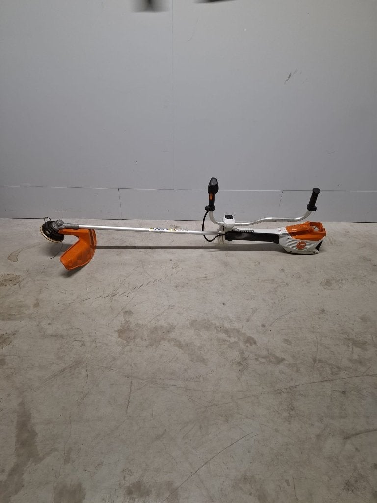 Stihl FSA400 accutrimmer, Accu, Ophalen of Verzenden, Zo goed als nieuw, STIHL
