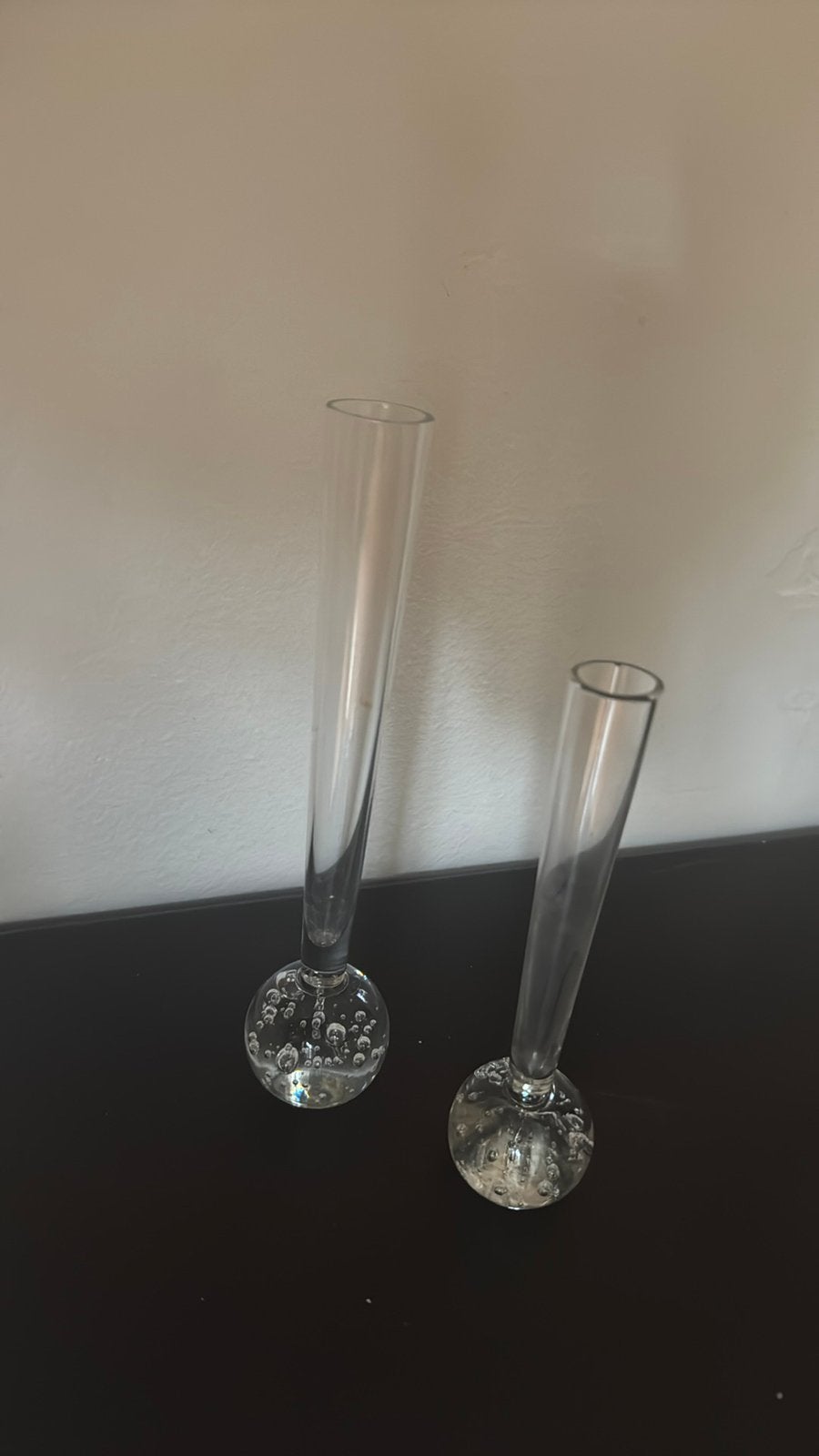 Dit zijn vintage glazen eenbloemsvaasjes "spijkervaasjes", Ophalen of Verzenden, Zo goed als nieuw, Overige kleuren, Glas