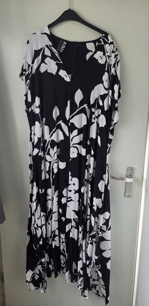 Zwarte/witt jumpsuit van Fasion MAT. Maat 50, Kleding | Dames, Grote Maten, Zwart, Nieuw, Ophalen of Verzenden, Onbekend