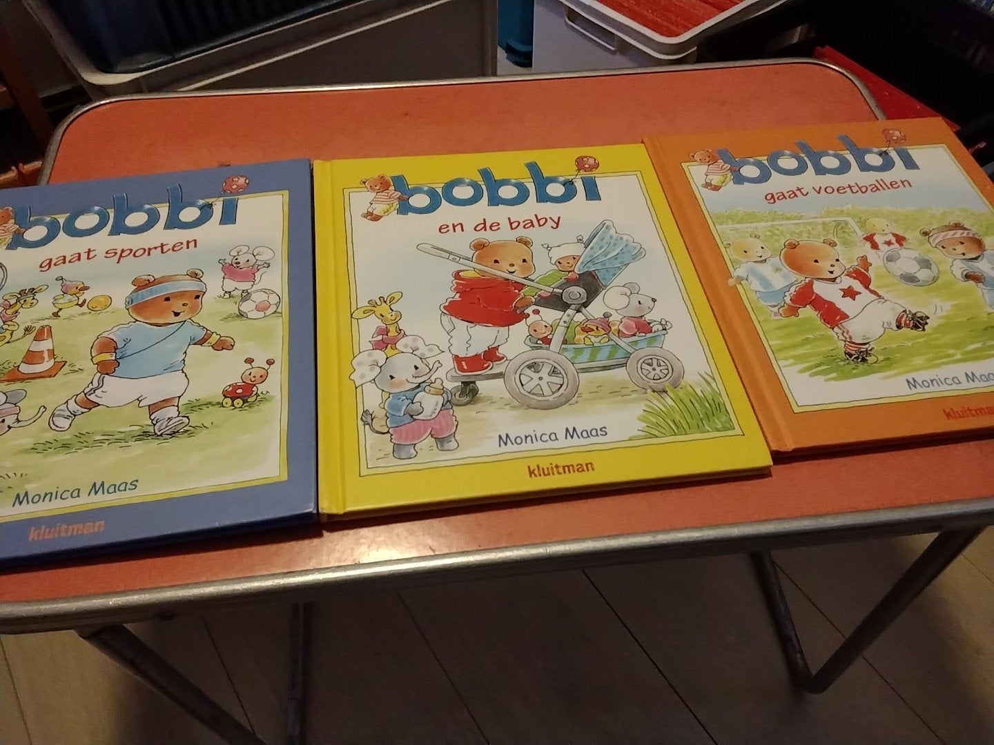 bobbi boeken grote uitgave nu € 4 per stuk zie omschrijving, 5 of 6 jaar, Fictie algemeen, Jongen of Meisje, Ophalen of Verzenden