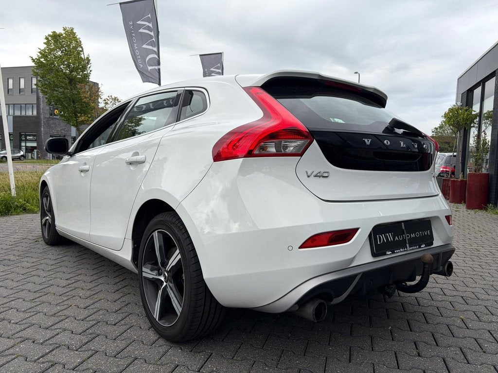 Volvo V40 2.0 T4 Business Sport Automaat, Auto's, Volvo, Gebruikt, Wit, Origineel Nederlands, Bedrijf