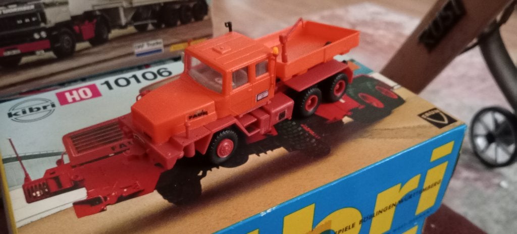1:87 kibri 4 vrachtwagens €12,50, Ophalen of Verzenden, Bus of Vrachtwagen, Overige merken