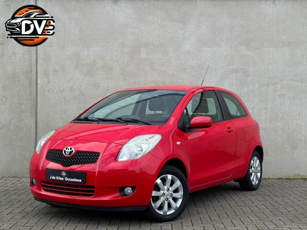 Toyota Yaris 1.3 VVTi Executive APK DEC 27 AIRCO ELEK PAKKET, Auto's, Toyota, Elektrische ramen, 4 cilinders, 995 kg, Origineel Nederlands