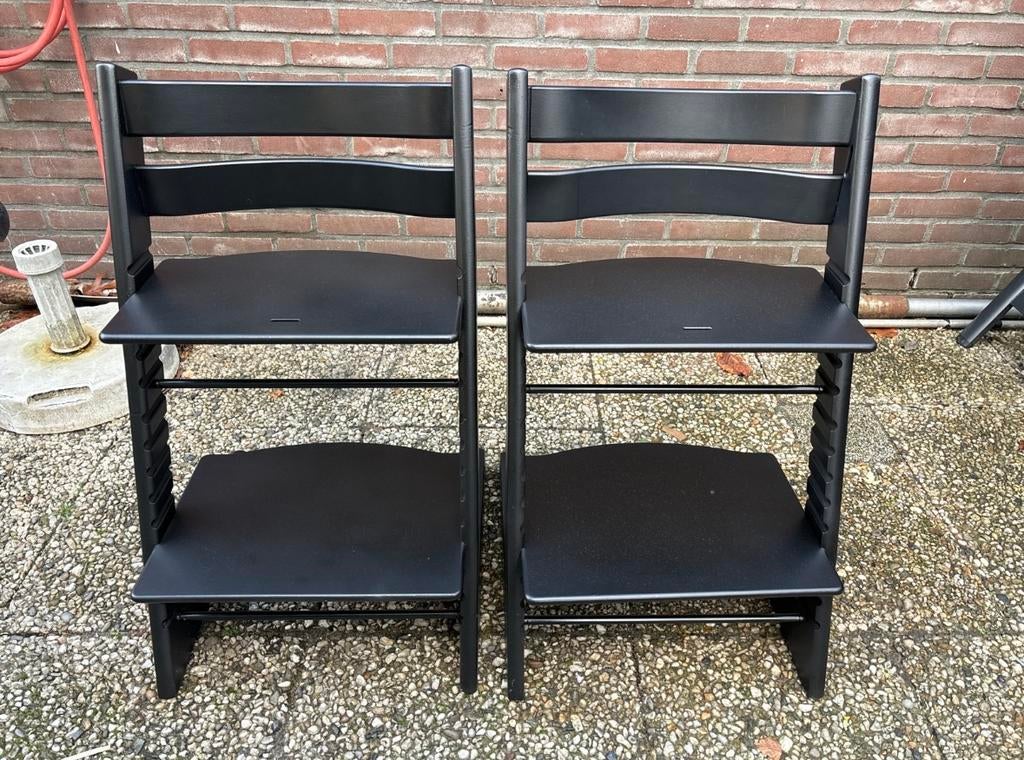 Stokke tripp trapp nieuw model zwart 80,00 per stuk, Kinderen en Baby's, Kinderstoelen, Ophalen, Zo goed als nieuw, Meegroeistoel