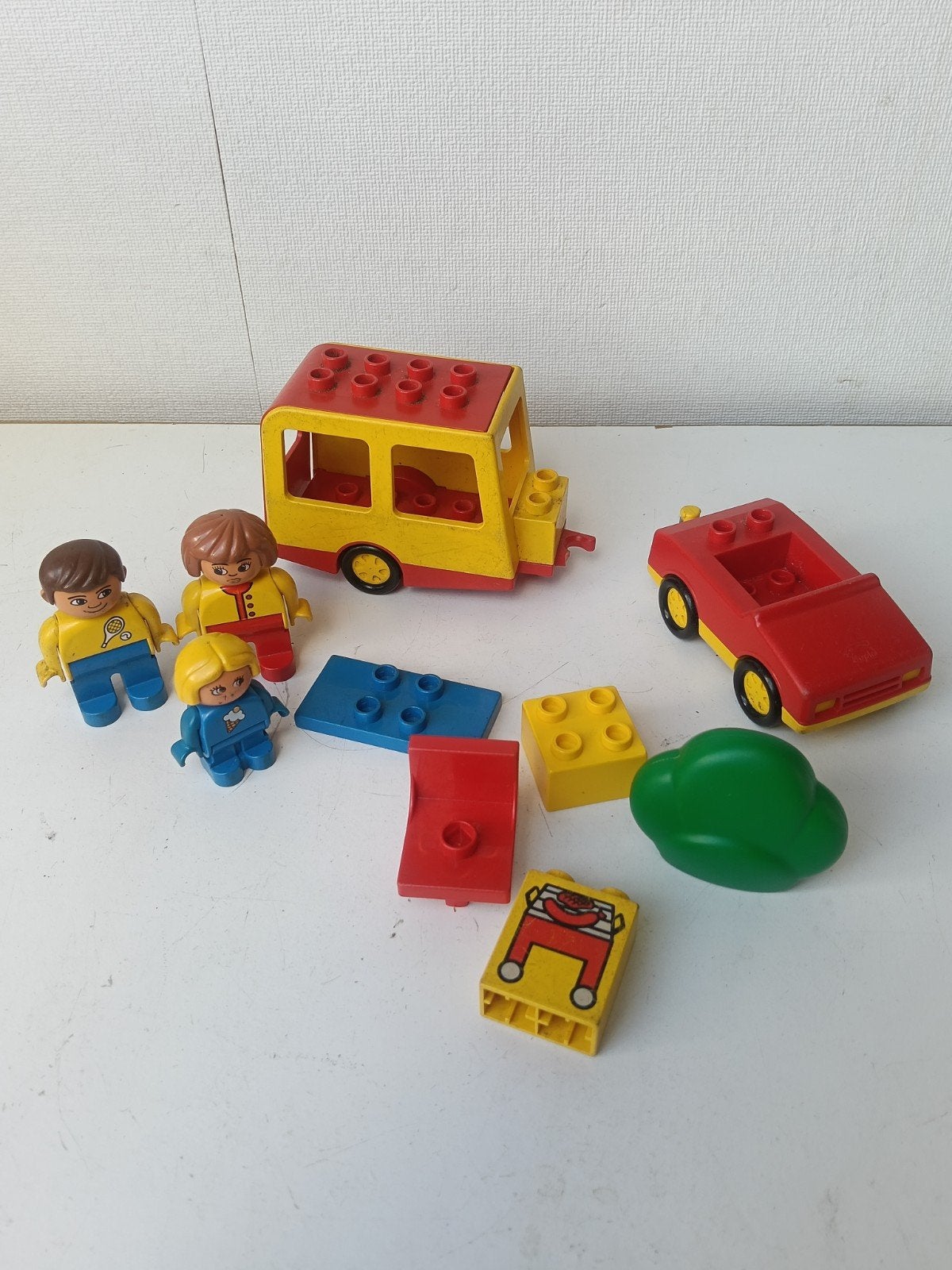 Vintage Duplo set 2630 met auto, caravan en figuren, Inclusief minifiguren, Gebruikt, Ophalen of Verzenden, Duplo