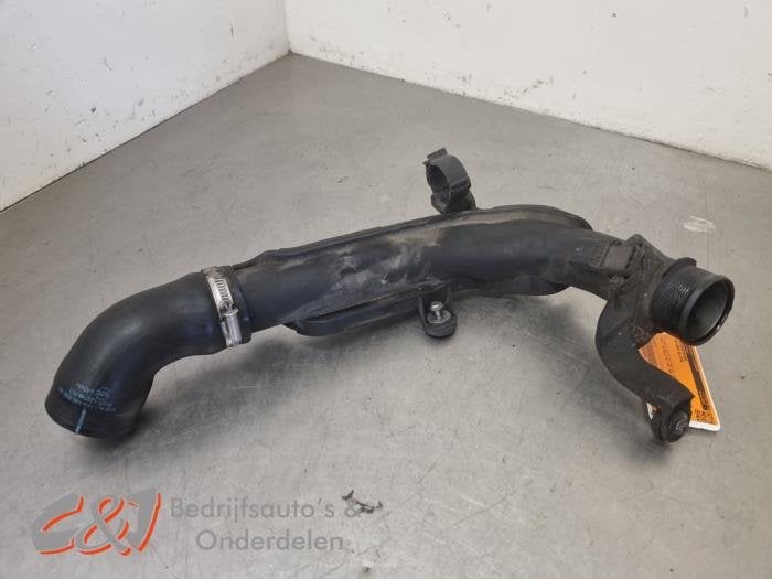 Intercooler Buis van een Volkswagen Caddy