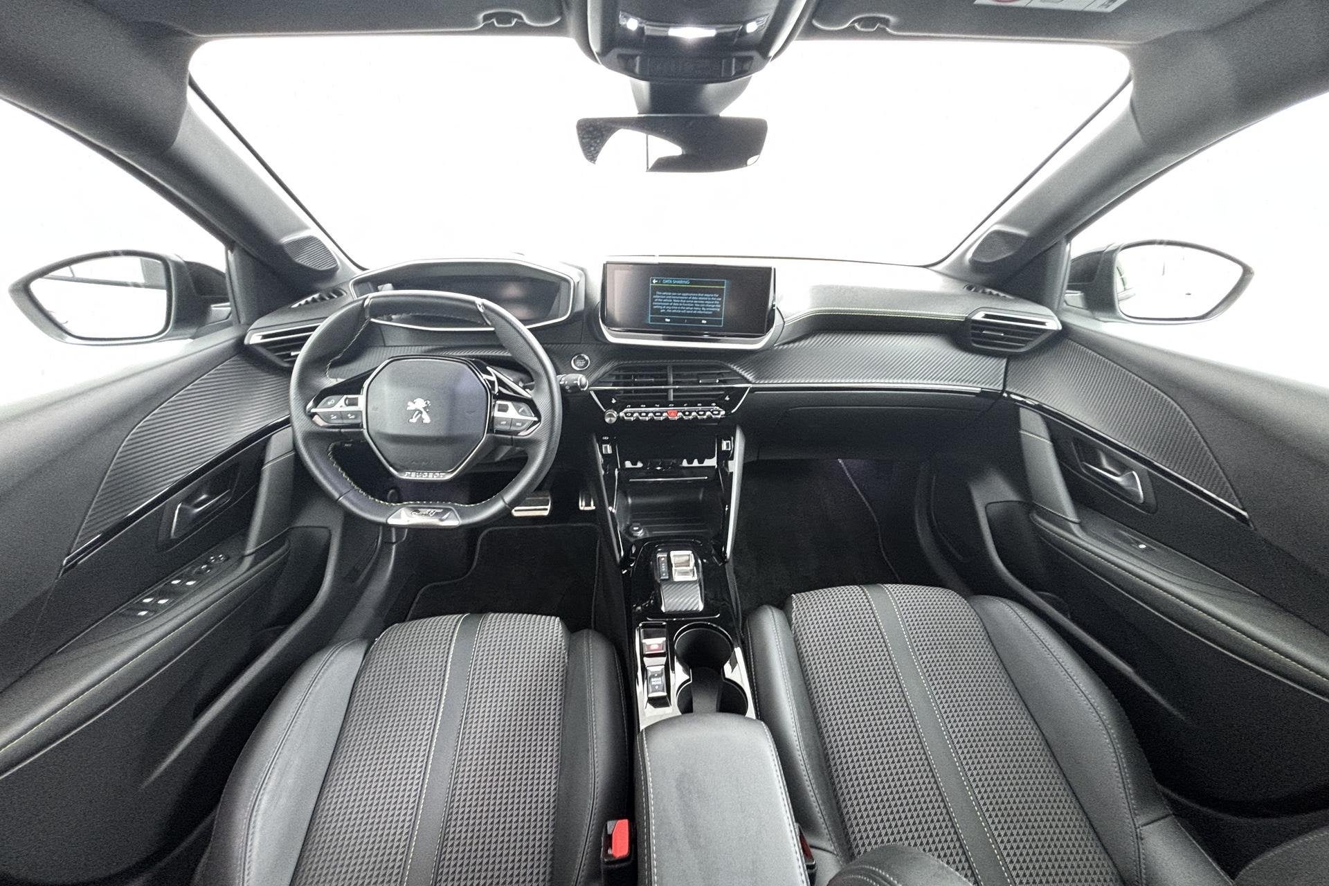 Peugeot e-208 EV GT 350 50 kWh Elektrische power met een spo, 136 pk, Gebruikt, 351 km, Leder en Stof