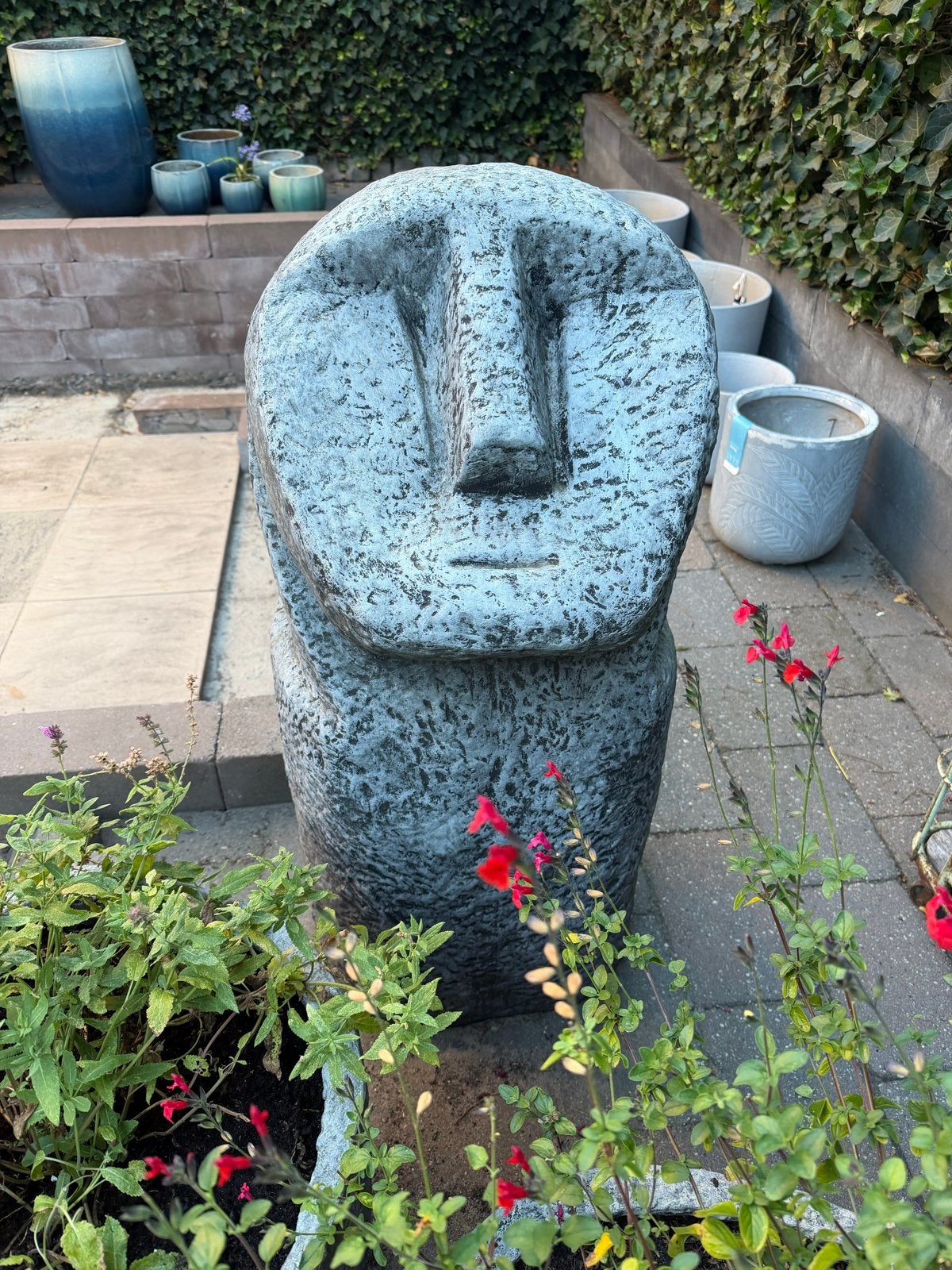 Grote Moai Paaseiland beeld - Tuinbeeld - Steen, Ophalen, Zo goed als nieuw, Kunststof, Abstract beeld