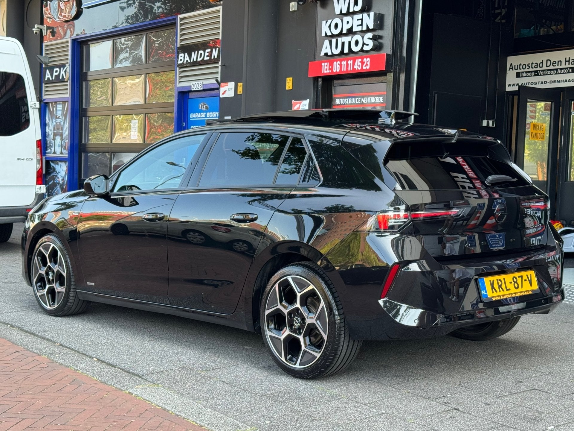 Opel ASTRA 1.2 Turbo Ultimate, Auto's, Gebruikt, 1199 cc, Alcantara, Zwart
