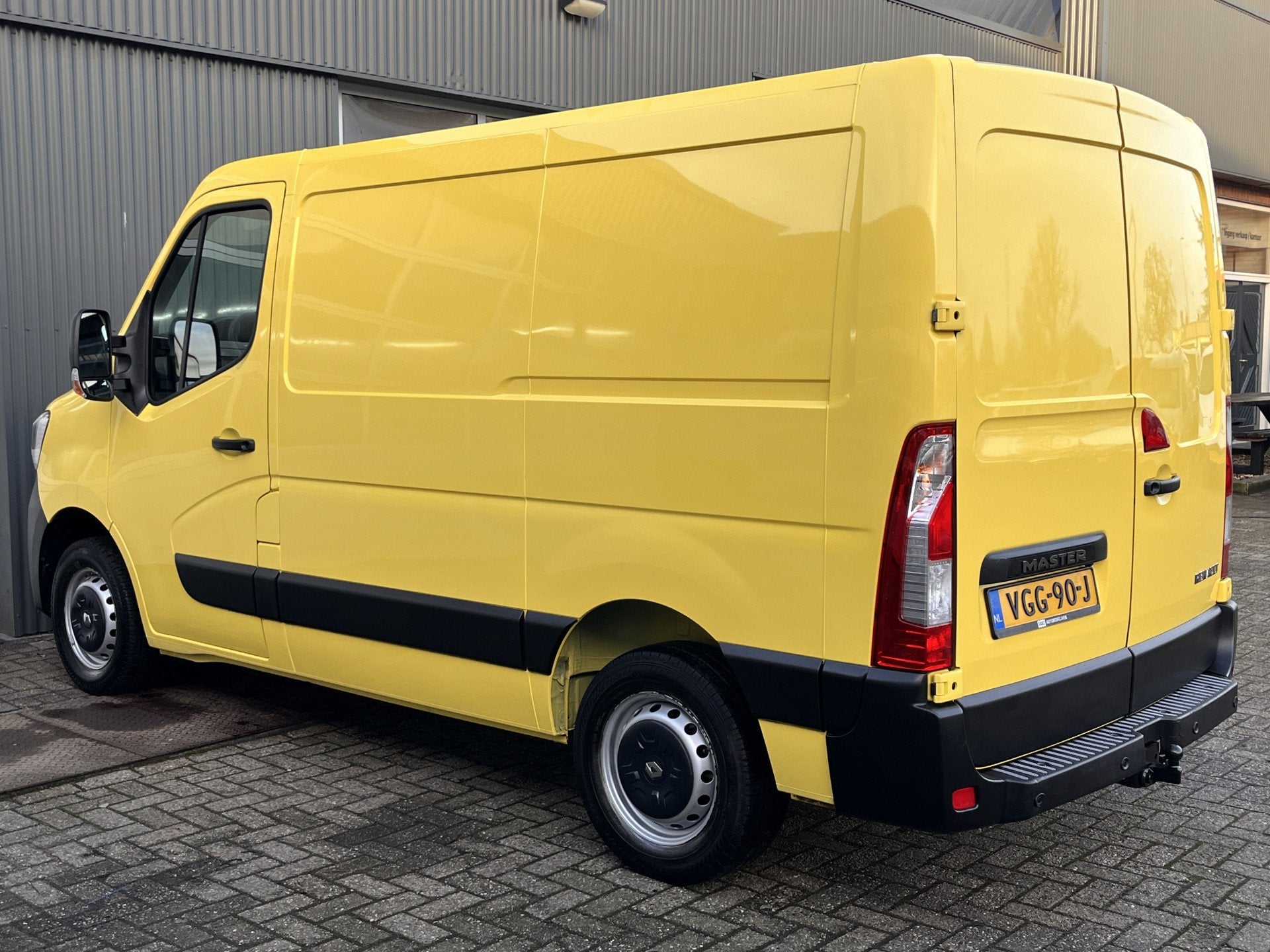 Renault Master T28 2.3 dCi 135 L1H1 Airco Cruise controle Tr, Voorwielaandrijving, Gebruikt, 4 cilinders, Renault