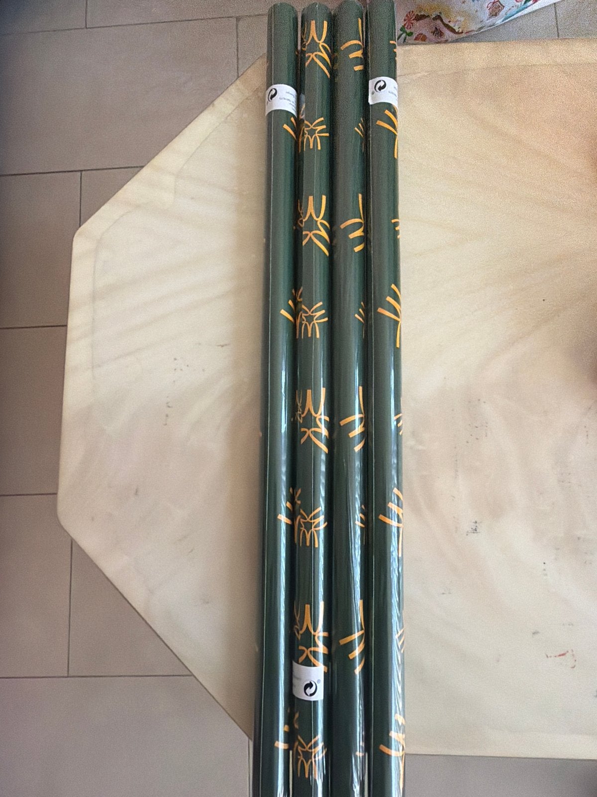 McDonald’s Cadeaupapier – 4 rollen – Nieuw & Ongebruikt, Diversen, Cadeaupapier, Ophalen, Nieuw