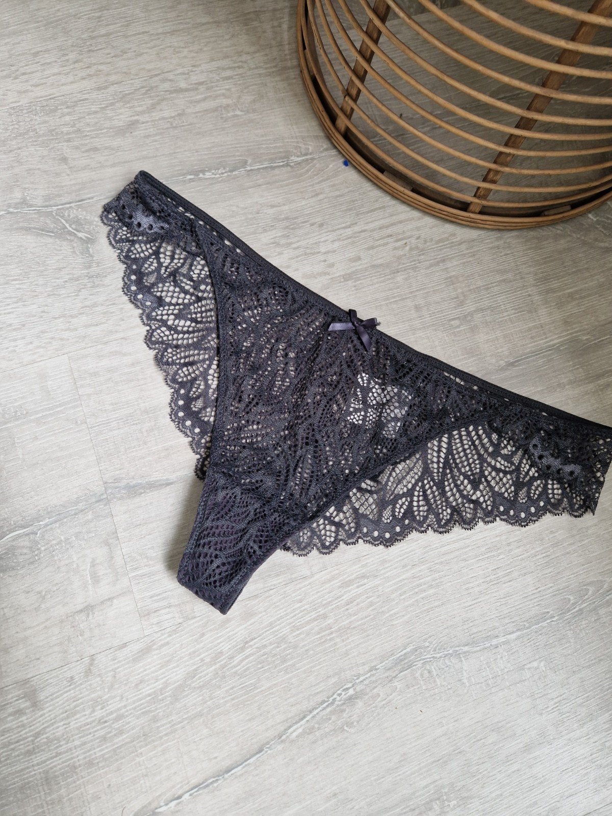 Nieuwe string kant grijs maat L, Zeeman, Ophalen of Verzenden, Grijs, String