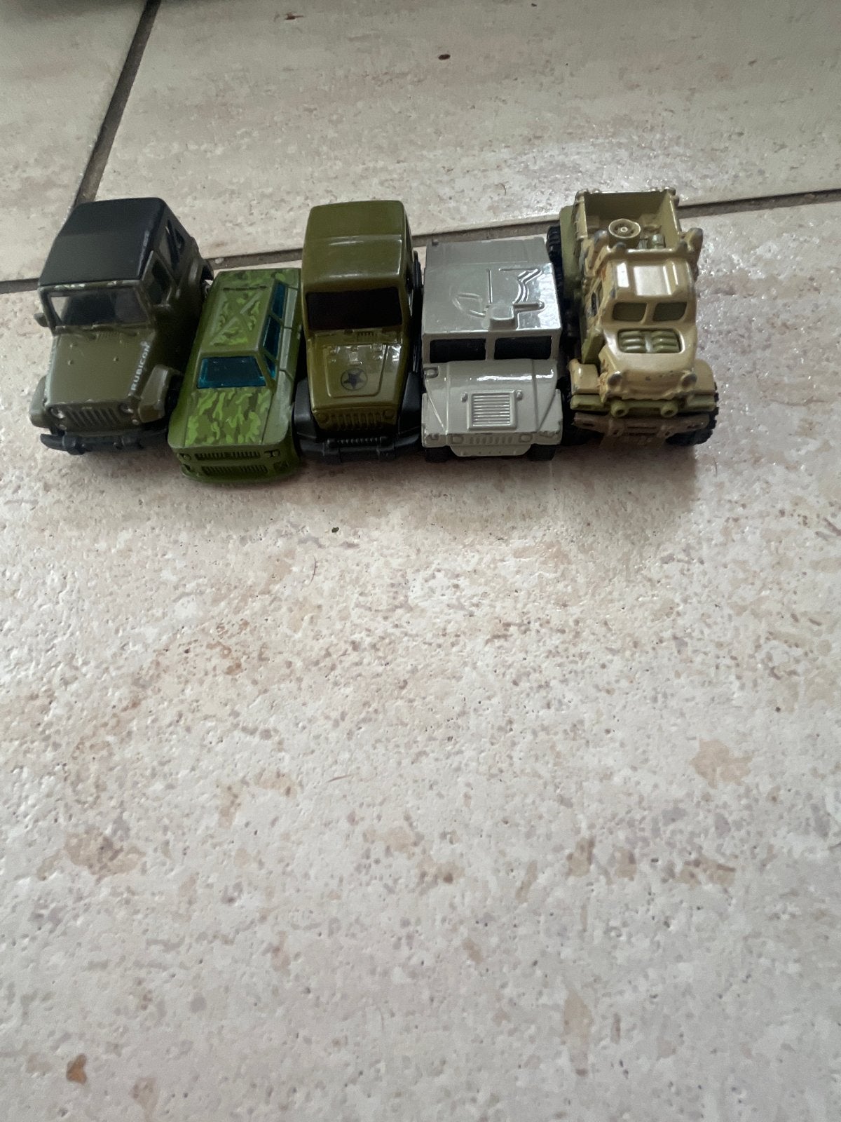 Set van 5 militaire speelgoedvoertuigen, Ophalen, Zo goed als nieuw