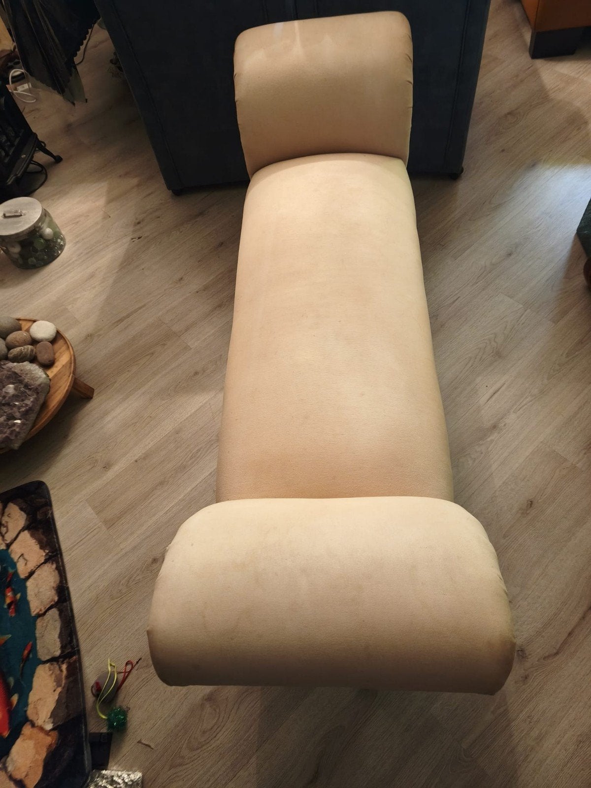 Crèmekleurige chaise longue met gebruikssporen, Gebruikt, Eenpersoons, Minder dan 75 cm, 150 tot 200 cm