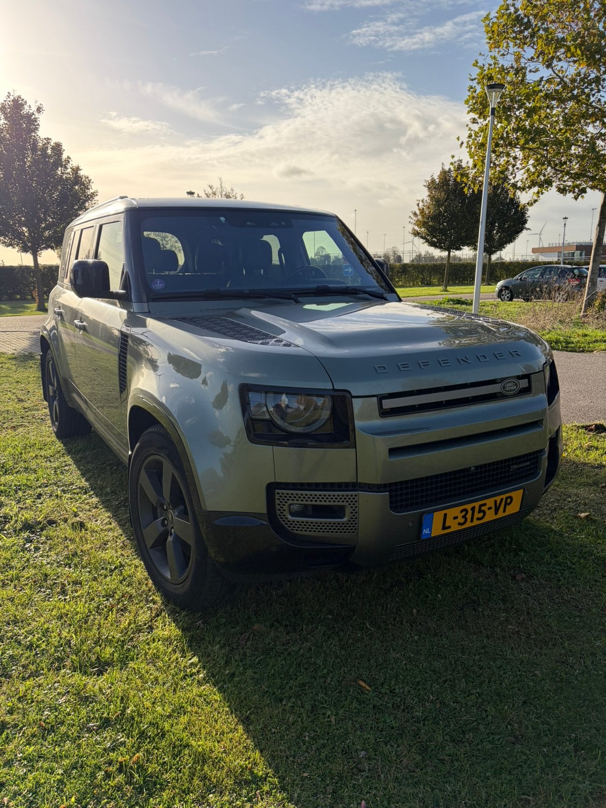 Land Rover Defender 110 P400e  X-Dynamic HSE Phev 2021, Auto's, Automaat, 4 cilinders, 138 €/maand, 3000 kg