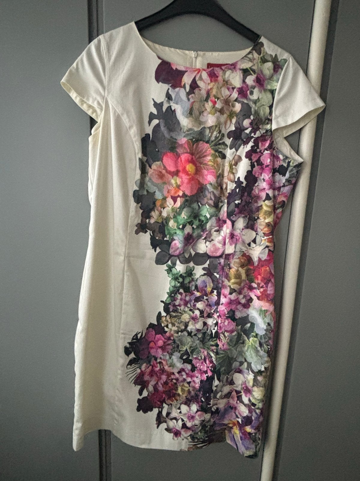 Luxe zomerse kokerjurk wit gebloemd Laura di Sapiens maat 46, Wit, Maat 46/48 (XL) of groter, Ophalen of Verzenden, Zo goed als nieuw