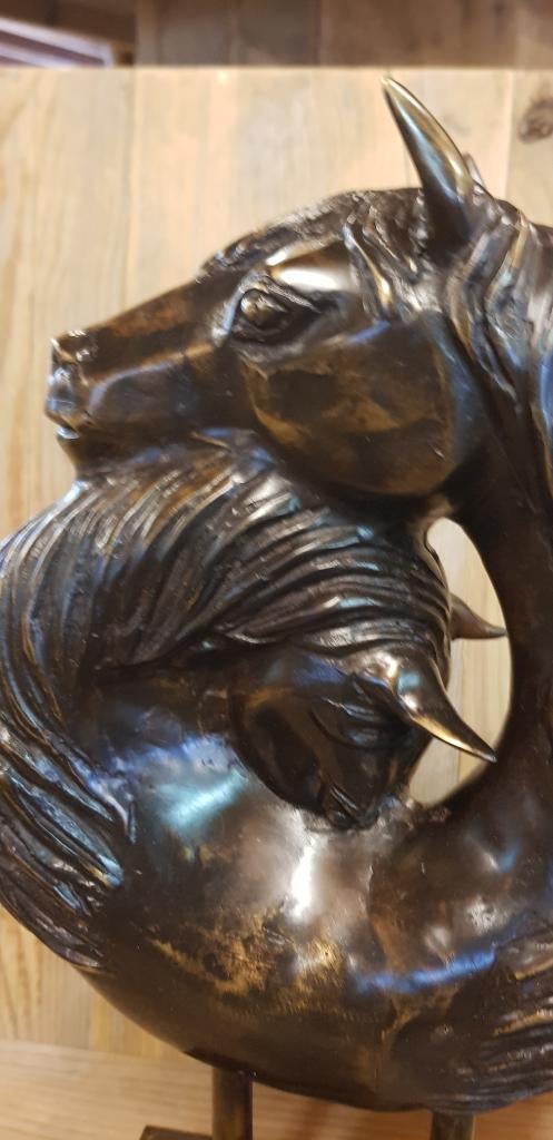 DUBBELE PAARDENHOOFD / bronzen beeld, Ophalen of Verzenden, Nieuw, Paard, Beeldje of Figuurtje
