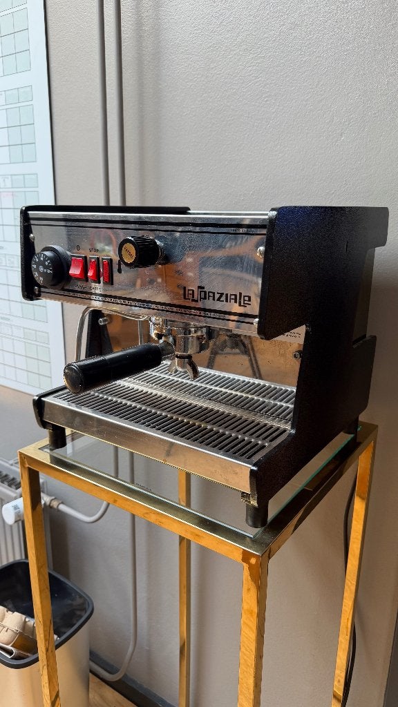 La Spaziale espressomachine met professionele koffiemaler, Ophalen