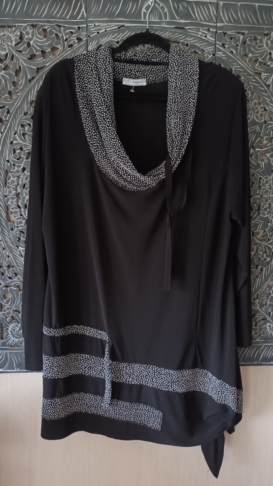 Magna Zwarte Tuniek Maat 56/58 met subtiele glinstering, Kleding | Dames, Zwart, Maat 46/48 (XL) of groter, Nieuw, Ophalen of Verzenden