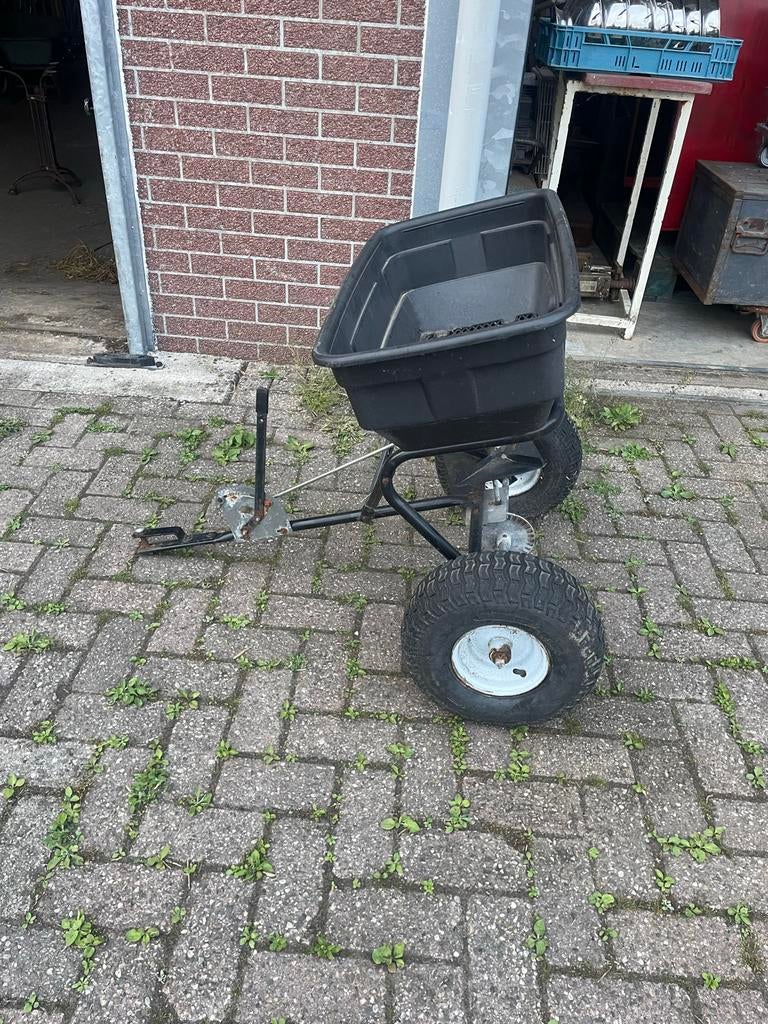 Spreider voor gazon of tuin, Tuin en Terras, Ophalen, Zo goed als nieuw