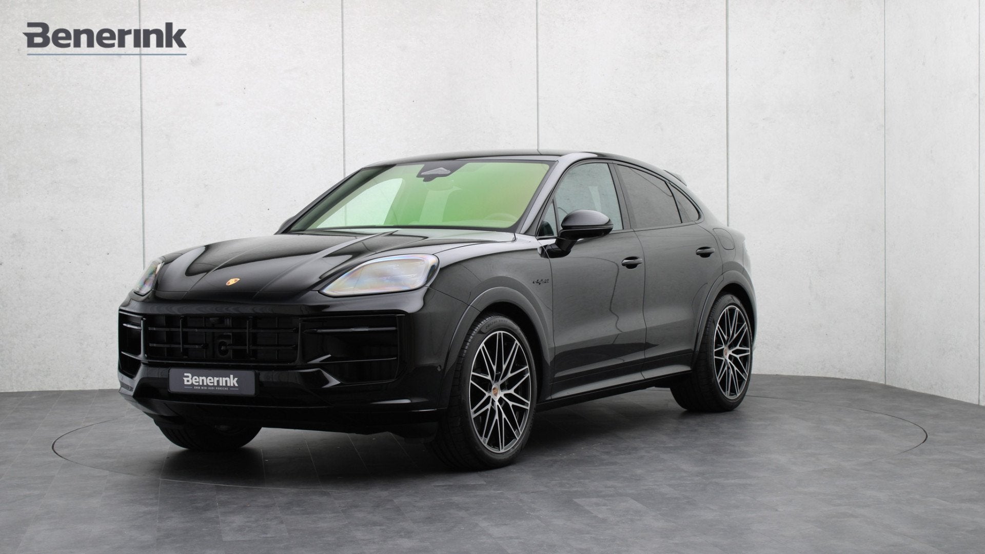 Porsche Cayenne Coupé 3.0 E-Hybrid Black Edition SportDesig, Auto's, Gebruikt, Zwart, 2995 cc, 4 stoelen