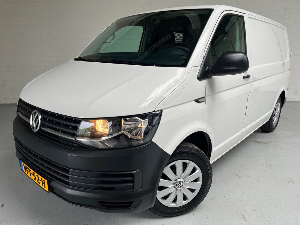 Volkswagen Transporter Servicewagen 2.0 TDI 102PK euro6 L1H1, Voorwielaandrijving, Gebruikt, 4 cilinders, Met garantie (alle)