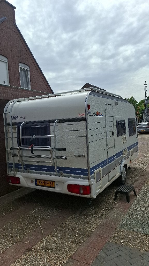 Foto 3 van Hobby 400 SF De Luxe 1998 richtprijs is 4000 euro