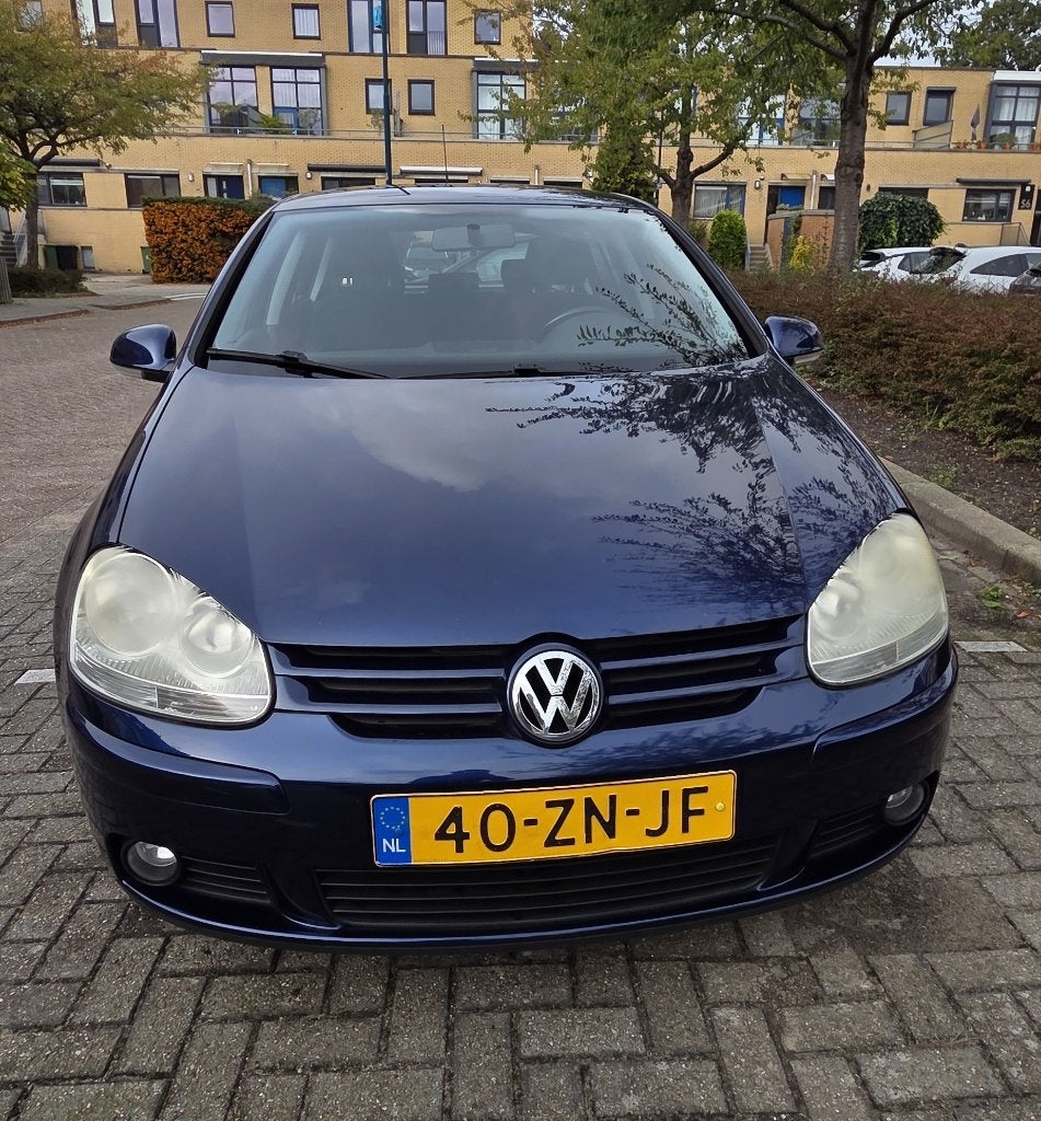 Volkswagen Golf Trendline Hatchback 1.6 FSI 115pk 2008 Blauw, Voorwielaandrijving, 4 cilinders, Blauw, 620 kg