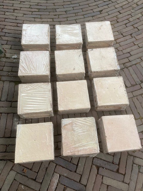 Terracotta tegels 25x25 cm, ca.120 stuks,deels nieuw verpakt, Ophalen, Steen of Klei, Minder dan 50 cm, 5 tot 10 m²