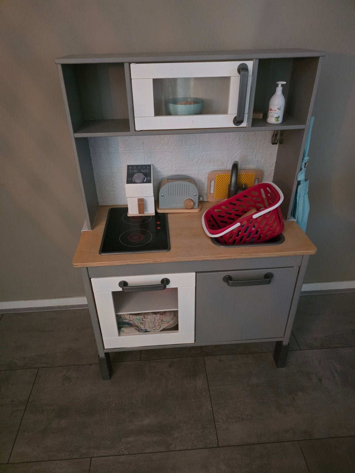 Houten speelkeuken met accessoires, Ophalen