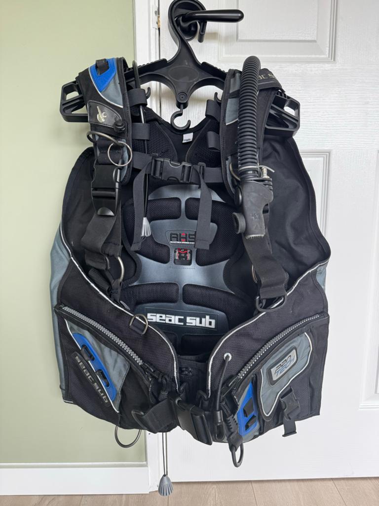 Seac Sub Pro Tech Trimvest (Semi-Wing) met AHS Harnas, Watersport en Boten, Duiken, Gebruikt, Trimvest of Wing, Ophalen