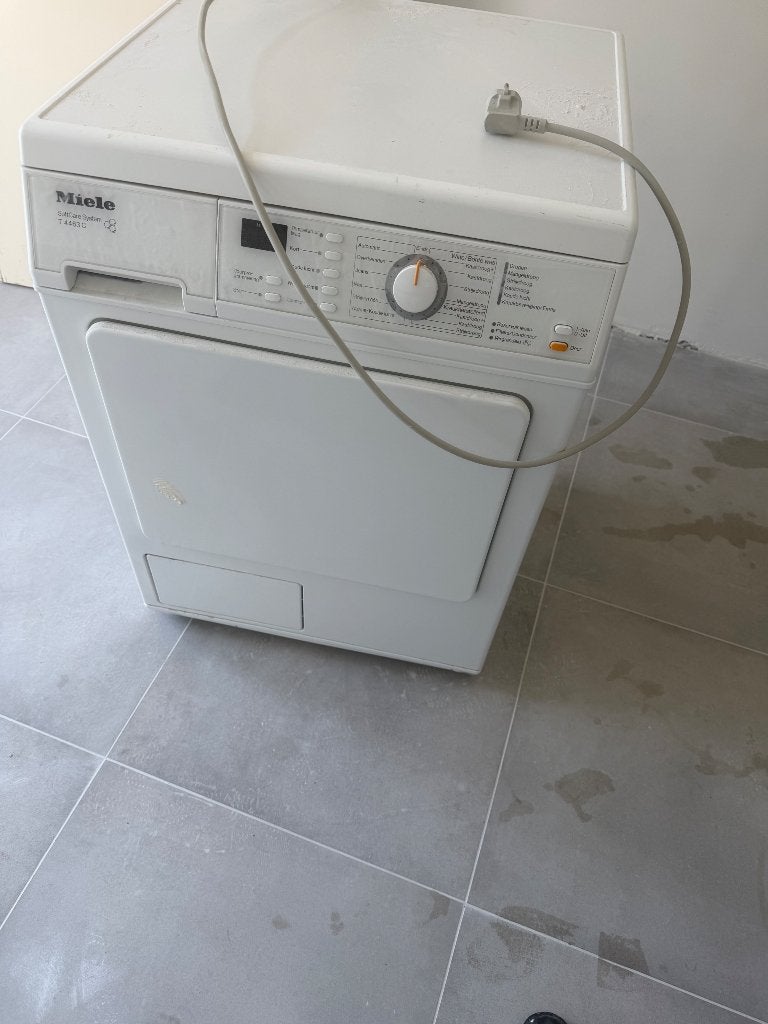 Miele T4463c Condensdroger 6kg, Ophalen, 6 tot 8 kg, Gebruikt, Voorlader