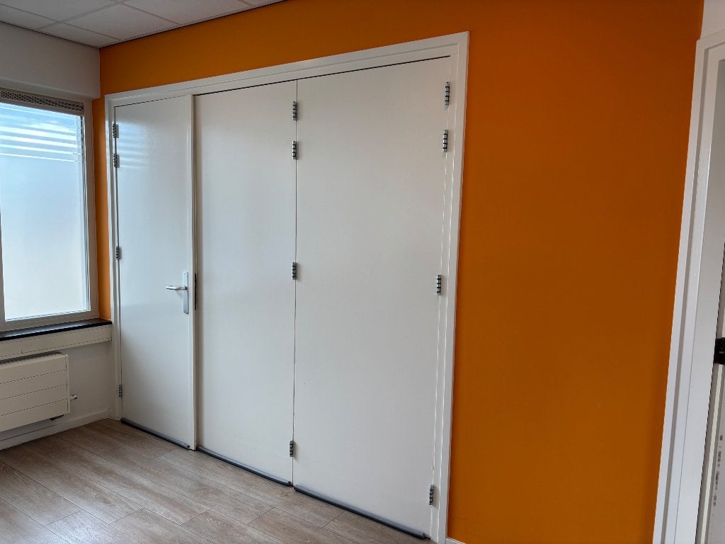 Opvouwbare wand incl. Loopdeur, Doe-het-zelf en Verbouw, Deuren en Horren, Ophalen, Gebruikt, Binnendeur, Vouwdeur